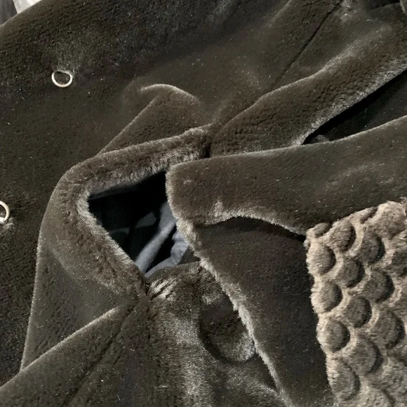 Vintage St. John by Marie Gray Fully Lined Double Breasted Faux Fur Coat - Picture 9 of 13